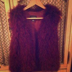 Club Monaco xs 100% feathers maroon vest